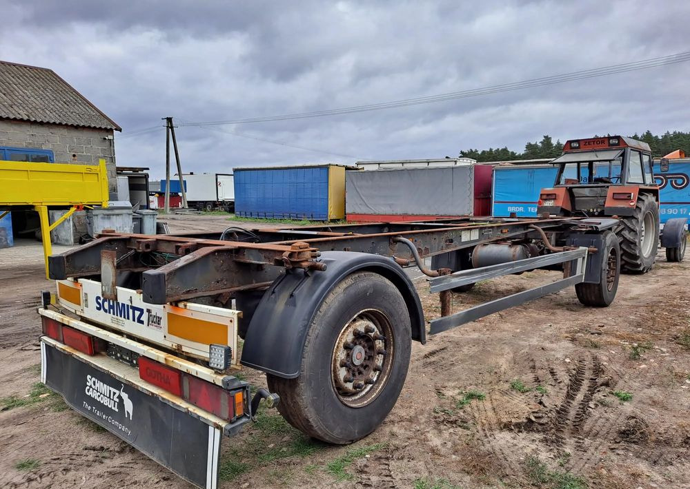 Schmitz Cargobull Przyczepa Schmitz BDF - Piekabe noņemamā virsbūve/ Konteineru vedējs: foto 1 Schmitz Cargobull Przyczepa Schmitz BDF - Piekabe noņemamā virsbūve/ Konteineru vedējs: foto 1