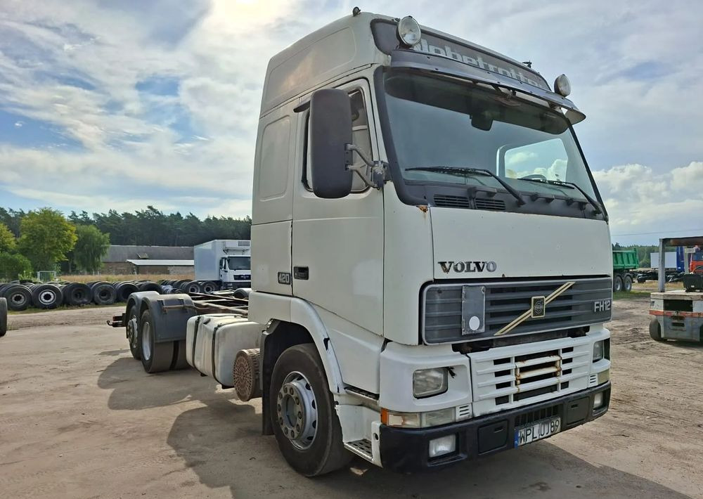 Volvo FH 420 6x2 - Šasija kravas automašīna: foto 2 Volvo FH 420 6x2 - Šasija kravas automašīna: foto 2
