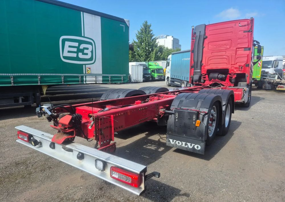 Volvo FH 540 oś skrętna Euro 6 - Šasija kravas automašīna: foto 4 Volvo FH 540 oś skrętna Euro 6 - Šasija kravas automašīna: foto 4