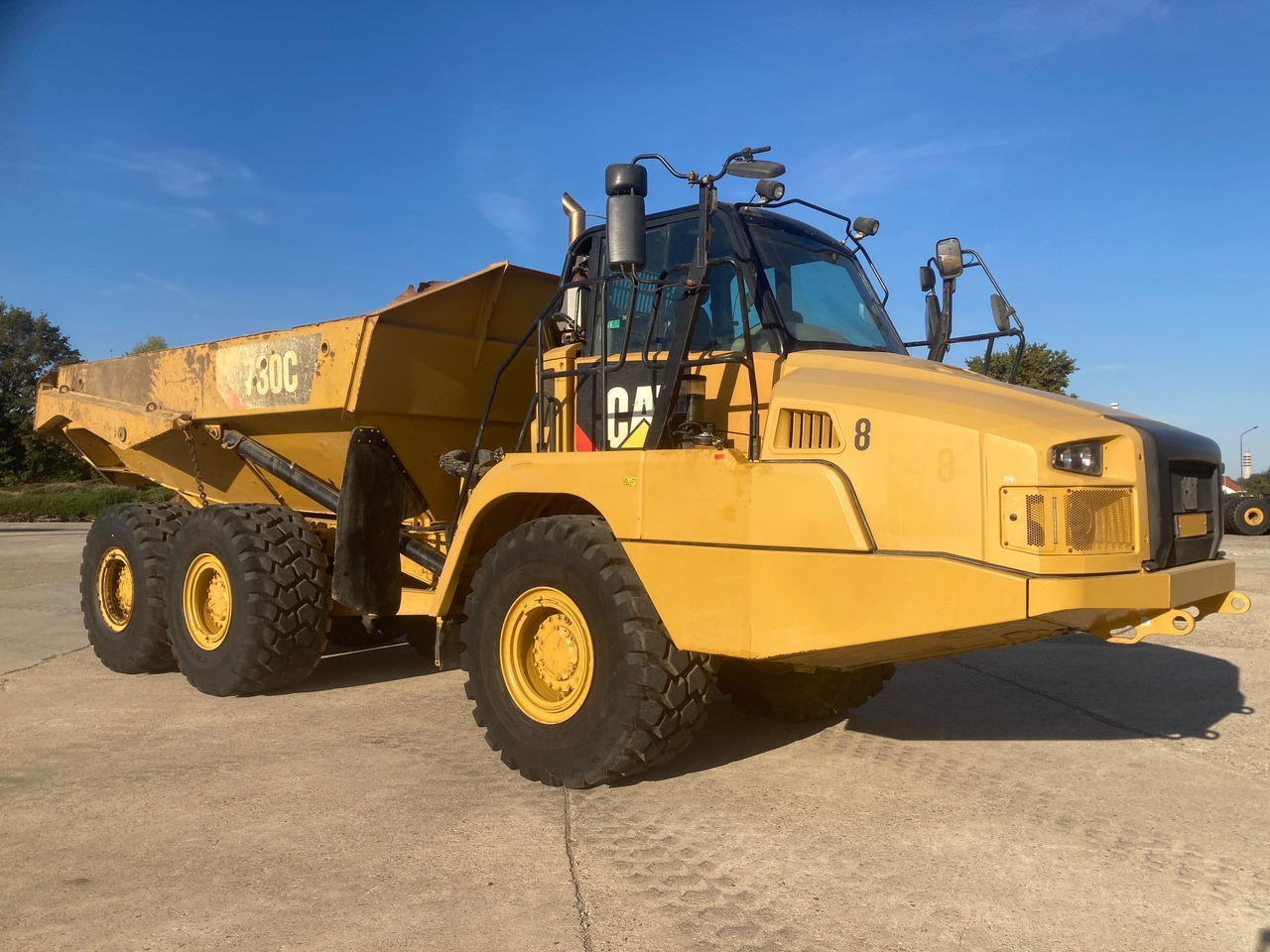 CATERPILLAR 730C - Artikulētias pašizgāzējs: foto 4 CATERPILLAR 730C - Artikulētias pašizgāzējs: foto 4