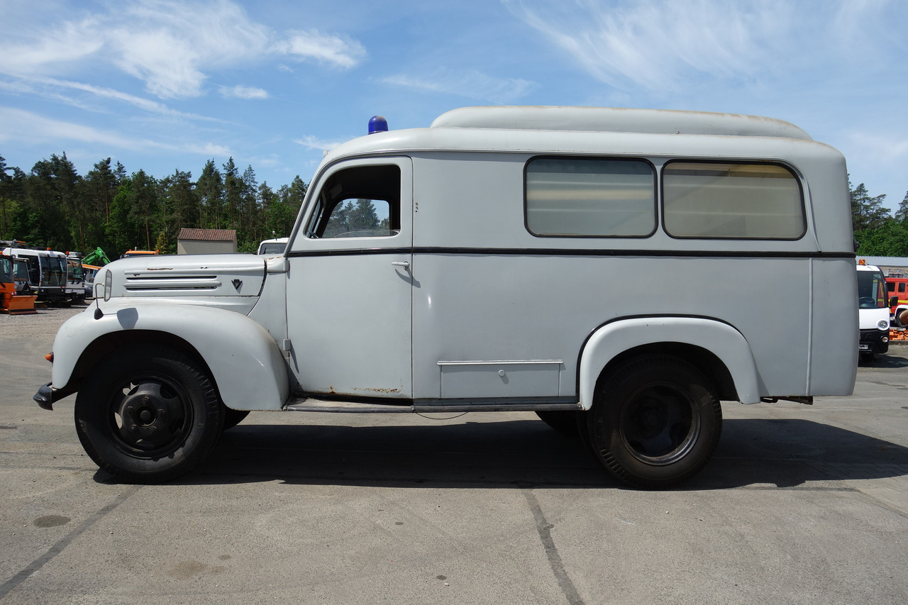 FORD Ford FK 3500 V8 mit H-Kennzeichen Oldtimer - Ātrās palīdzības mašīna: foto 2 FORD Ford FK 3500 V8 mit H-Kennzeichen Oldtimer - Ātrās palīdzības mašīna: foto 2
