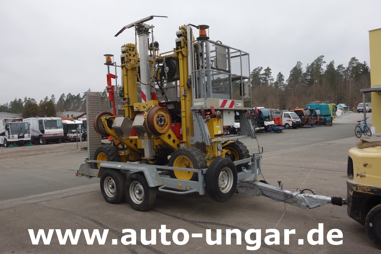 France Elevateur FE Lor'Axe - 4'Axe Railroad Hubarbeitsbühne Zweiwege Oberleitung 4x4 - Pacēlājs: foto 1 France Elevateur FE Lor'Axe - 4'Axe Railroad Hubarbeitsbühne Zweiwege Oberleitung 4x4 - Pacēlājs: foto 1