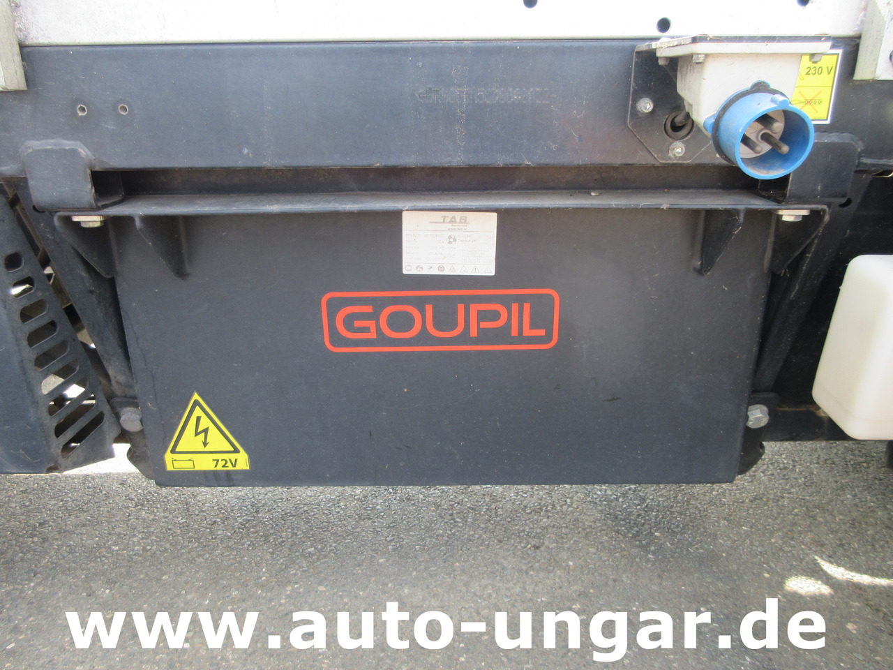 Elektriskā komunālā automašīna GOUPIL G5 E  Kipper Unfall- und Getriebeschaden Elektrofahrzeug Bj 2014: foto 7