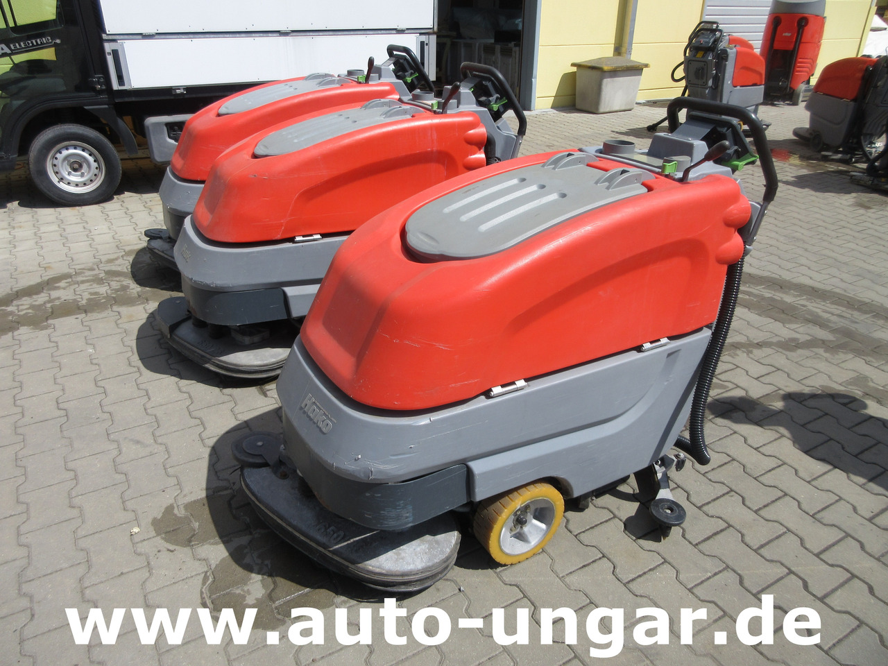 HAKO B70 Scrubber Scheuersaugmaschine Bodenreinigungsmaschine - Grīdas mazgāšanas iekārta: foto 2 HAKO B70 Scrubber Scheuersaugmaschine Bodenreinigungsmaschine - Grīdas mazgāšanas iekārta: foto 2