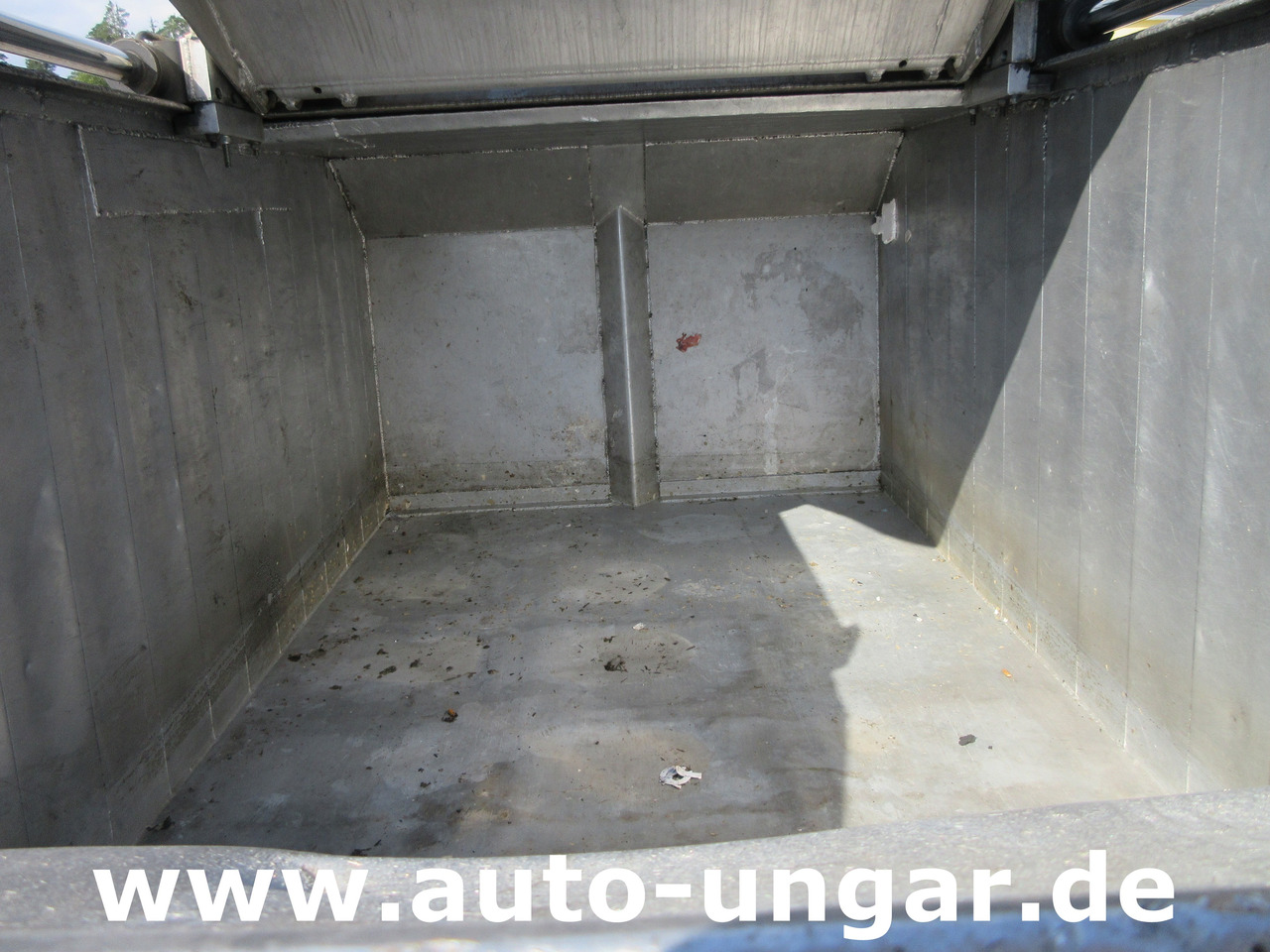 Atkritumu vedējs ISUZU NQR smoother NPR 75 Q75.Y07 Faun Müllwagen Euro 4 Kipper Lifter Presse: foto 8