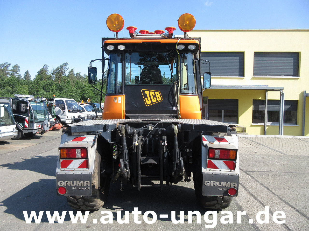 JCB Landpower Fastrac HMV 3200 Bj. 2009 80km/h 4x4 2x PTO 195PS - Traktors: foto 3 JCB Landpower Fastrac HMV 3200 Bj. 2009 80km/h 4x4 2x PTO 195PS - Traktors: foto 3