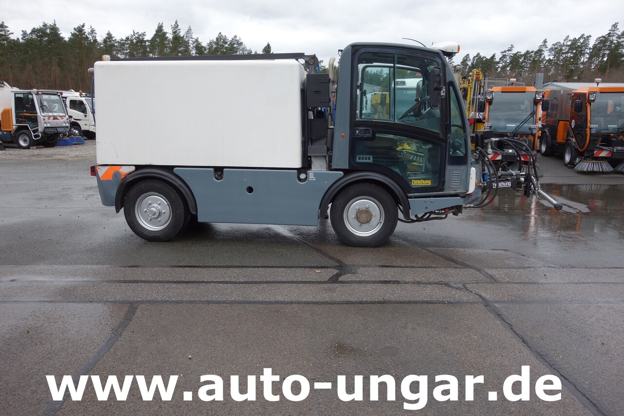 Boschung L3 Schwemmfahrzeug 4-Rad Lenkung Motorschaden - Komunālā/ Specializētā tehnika: foto 5 Boschung L3 Schwemmfahrzeug 4-Rad Lenkung Motorschaden - Komunālā/ Specializētā tehnika: foto 5