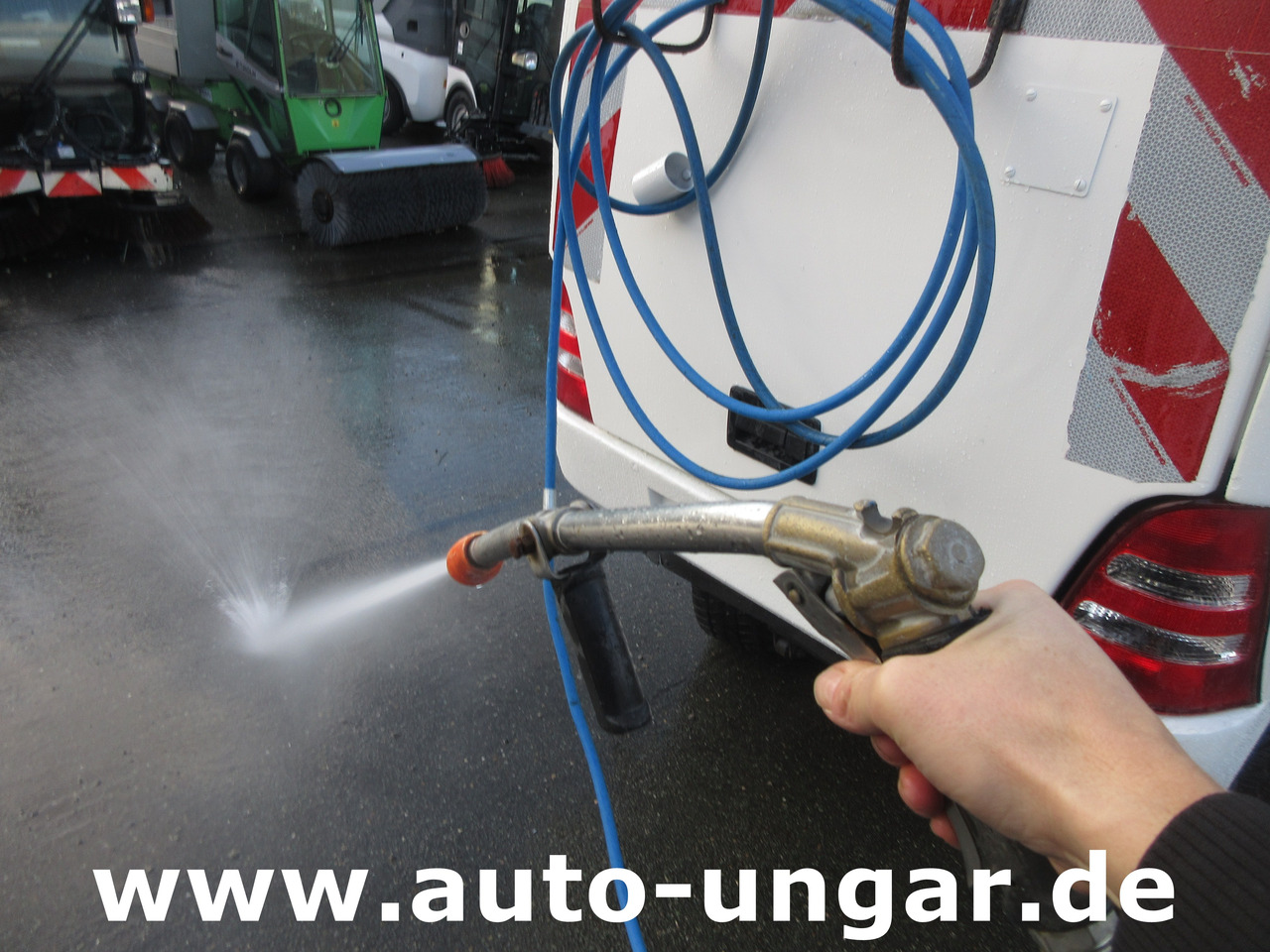 Multicar Tremo X56 CMAR LC 860 Schwemmfahrzeug Streetwasher 4x4x4 Baujahr 2014 EU5 - Komunālā/ Specializētā tehnika: foto 4 Multicar Tremo X56 CMAR LC 860 Schwemmfahrzeug Streetwasher 4x4x4 Baujahr 2014 EU5 - Komunālā/ Specializētā tehnika: foto 4