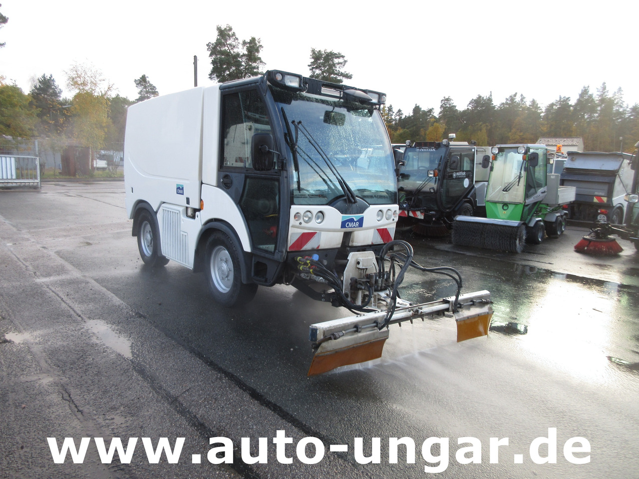 Multicar Tremo X56 CMAR LC 860 Schwemmfahrzeug Streetwasher 4x4x4 Baujahr 2014 EU5 - Komunālā/ Specializētā tehnika: foto 1 Multicar Tremo X56 CMAR LC 860 Schwemmfahrzeug Streetwasher 4x4x4 Baujahr 2014 EU5 - Komunālā/ Specializētā tehnika: foto 1