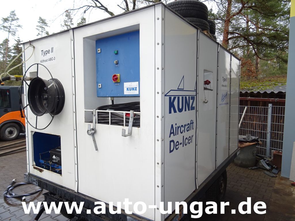 Kunz Aircraft De-Icer Anti-Icer 1200E GSE - Atledošanas mašīna: foto 4 Kunz Aircraft De-Icer Anti-Icer 1200E GSE - Atledošanas mašīna: foto 4