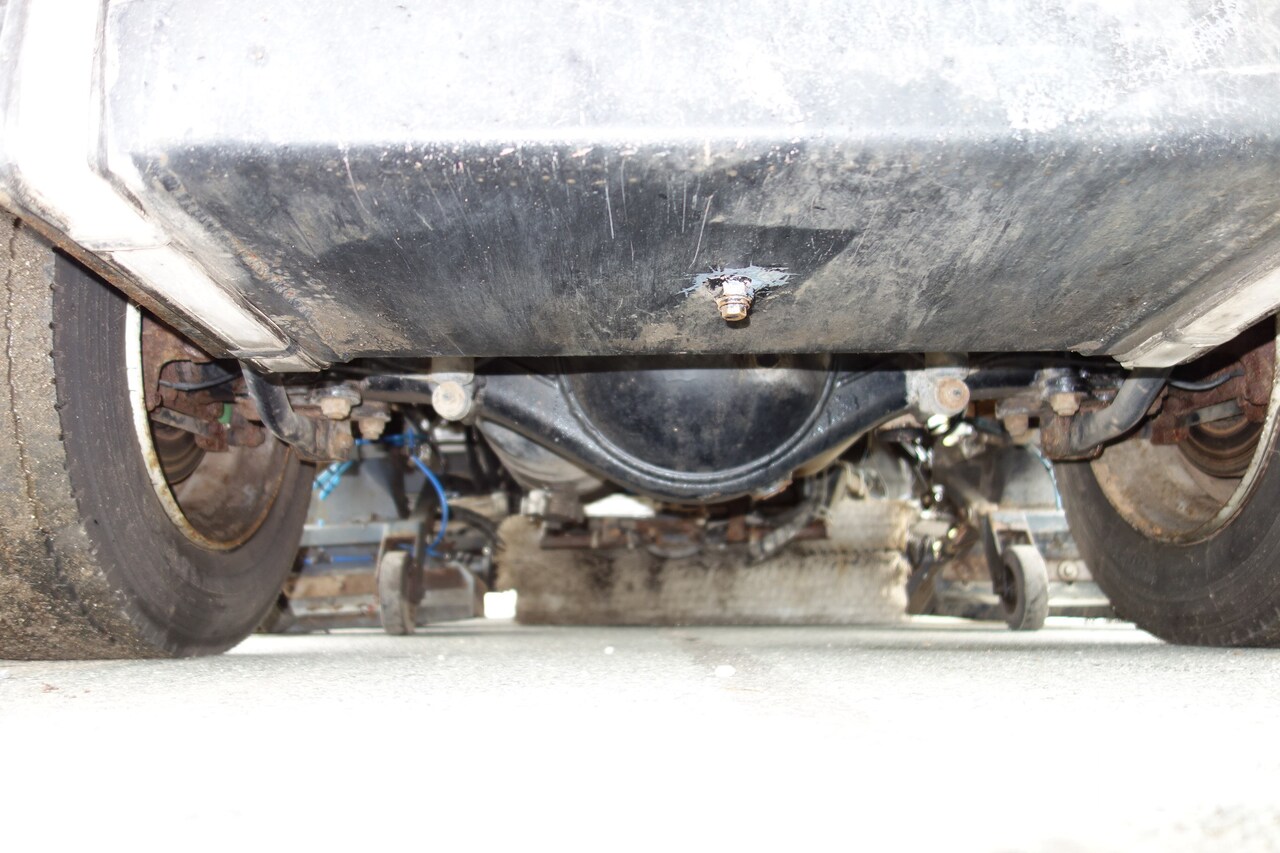 Ielu tīrīšanas mašīna Mitsubishi Fuso Canter 7C15 mit Brock SL 140/2 Kehrmaschine Euro 4: foto 14