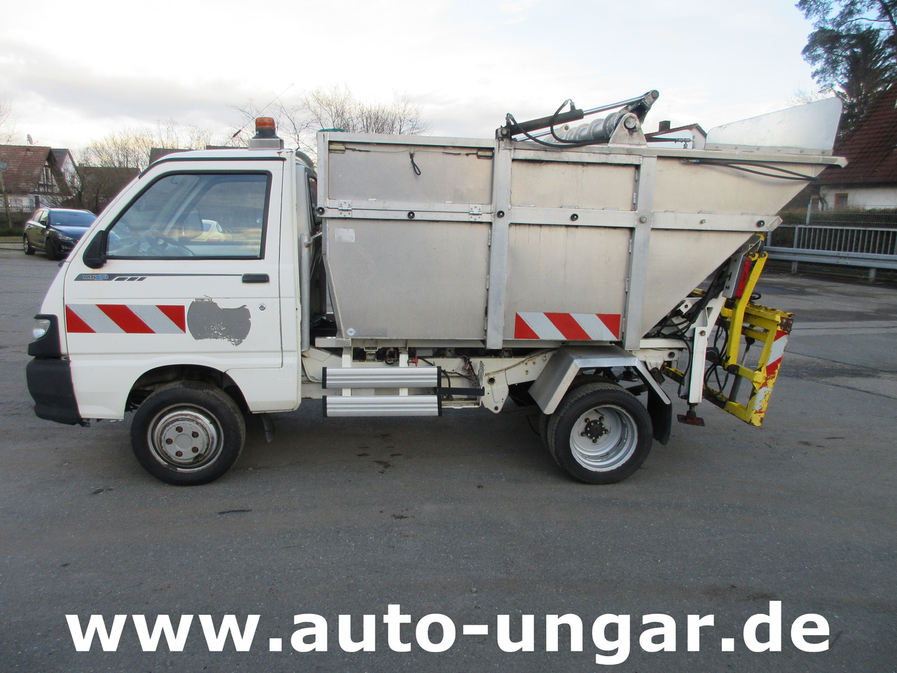 Piaggio Porter Maxxi D120 Müllwagen 3.5m³ Lifter Presse - Ersatzteilträger - Atkritumu vedējs: foto 4 Piaggio Porter Maxxi D120 Müllwagen 3.5m³ Lifter Presse - Ersatzteilträger - Atkritumu vedējs: foto 4