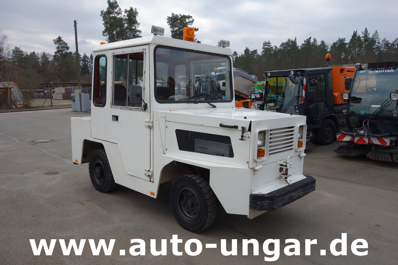ROFAN ZD44F Jenbacher Pushback Pull - Tractor GSE Gepäckschlepper Industrieschlepper - Bagāžas vilcējs: foto 1 ROFAN ZD44F Jenbacher Pushback Pull - Tractor GSE Gepäckschlepper Industrieschlepper - Bagāžas vilcējs: foto 1