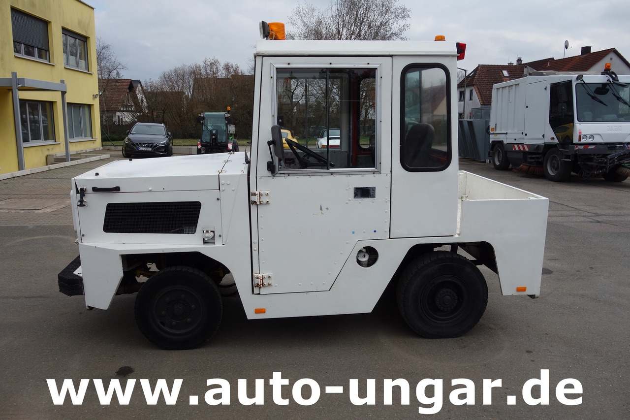 ROFAN ZD44F Jenbacher Pushback Pull - Tractor GSE Gepäckschlepper Industrieschlepper - Bagāžas vilcējs: foto 4 ROFAN ZD44F Jenbacher Pushback Pull - Tractor GSE Gepäckschlepper Industrieschlepper - Bagāžas vilcējs: foto 4