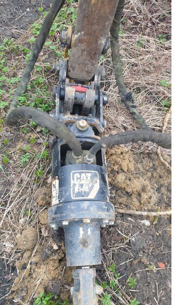 Caterpillar 305 E2 +drill - Mini-ekskavators: foto 5 Caterpillar 305 E2 +drill - Mini-ekskavators: foto 5