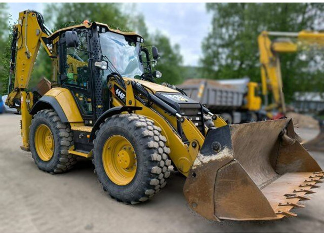 Caterpillar 444F - Ekskavators-iekrāvējs: foto 1 Caterpillar 444F - Ekskavators-iekrāvējs: foto 1