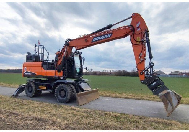 Doosan 18.6t DX170 W-7 (DEVELON) - Riteņu ekskavators: foto 3 Doosan 18.6t DX170 W-7 (DEVELON) - Riteņu ekskavators: foto 3