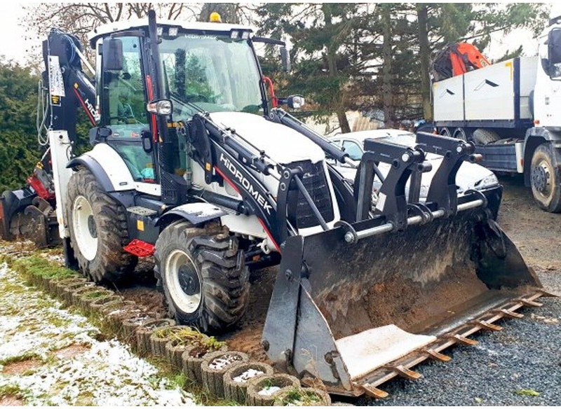Hidromek HMK 102 B - Ekskavators-iekrāvējs: foto 1 Hidromek HMK 102 B - Ekskavators-iekrāvējs: foto 1