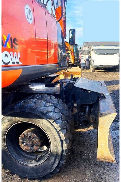 Hitachi 20t ZX190 W-6 (Zaxis) - Riteņu ekskavators: foto 5 Hitachi 20t ZX190 W-6 (Zaxis) - Riteņu ekskavators: foto 5
