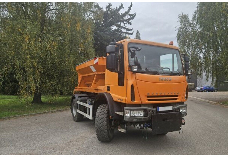 Iveco 4x4 ML140.E25 +winter zima (CZ)CTS +SIMED - Pacēlājs ar āķi: foto 3 Iveco 4x4 ML140.E25 +winter zima (CZ)CTS +SIMED - Pacēlājs ar āķi: foto 3
