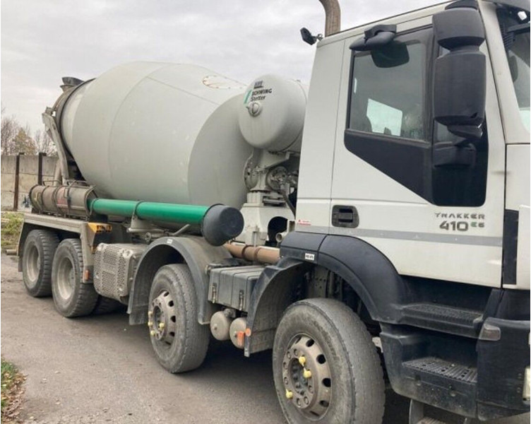 Iveco 8x4 Trakker AD340.T41B +9m3 - Betonvedējs: foto 2 Iveco 8x4 Trakker AD340.T41B +9m3 - Betonvedējs: foto 2