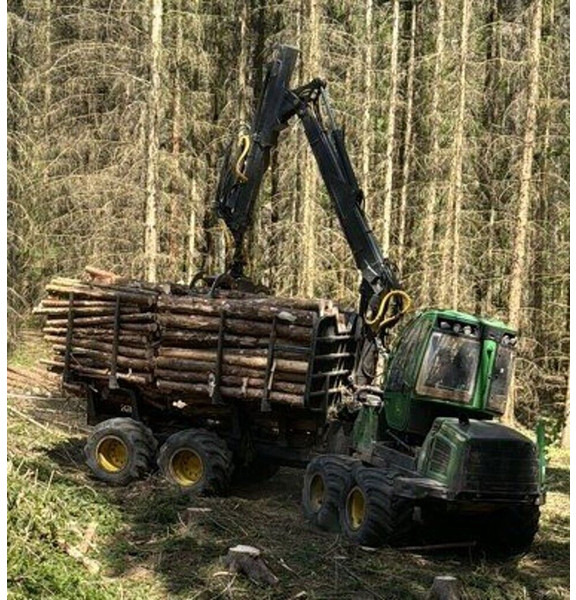 Forvarders John Deere 1010E 8W: foto 6