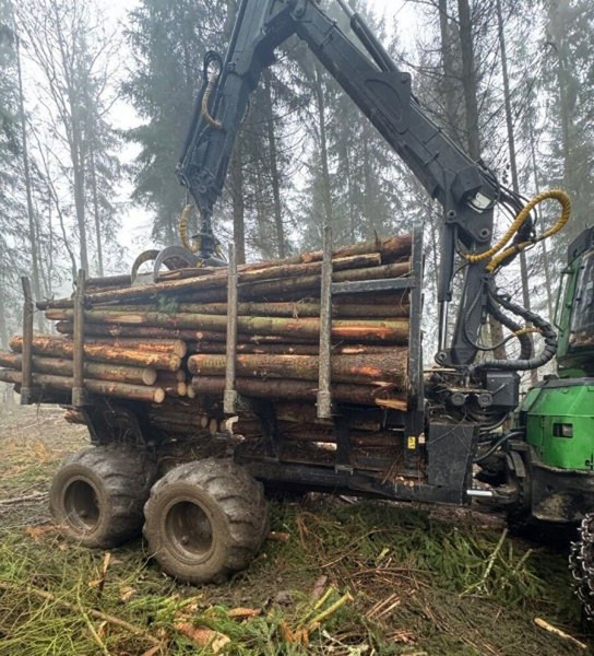 Forvarders John Deere 1010E 8W: foto 9