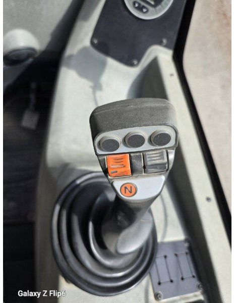 Kramer 5085 (353-11S) - Riteņu iekrāvējs: foto 5 Kramer 5085 (353-11S) - Riteņu iekrāvējs: foto 5