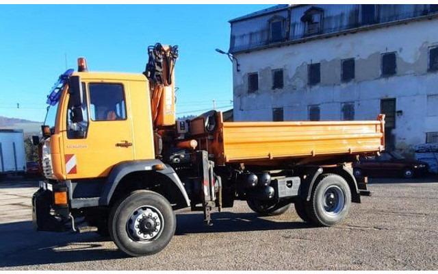 MAN LE18.250 - Kravas automašīna pašizgāzējs, Kravas auto ar manipulatoru: foto 3 MAN LE18.250 - Kravas automašīna pašizgāzējs, Kravas auto ar manipulatoru: foto 3