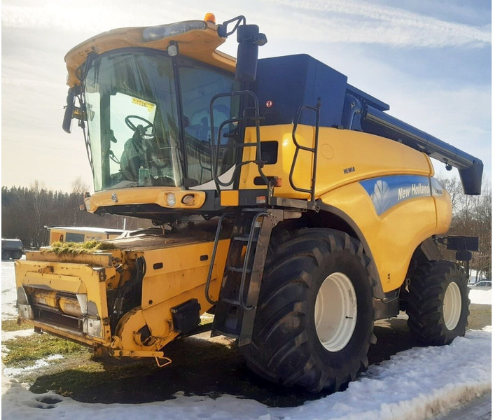 New Holland CR 980 (351) +BISO: VX 750 Crop Ranger +CX100 - Labības kombains: foto 2 New Holland CR 980 (351) +BISO: VX 750 Crop Ranger +CX100 - Labības kombains: foto 2