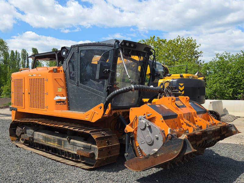 PrimeTech PT300 FAE 12t - Meža mulčeris: foto 1 PrimeTech PT300 FAE 12t - Meža mulčeris: foto 1