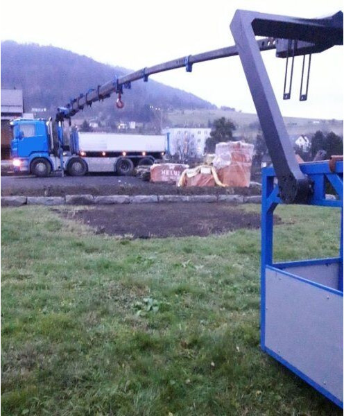 Scania 8x4 bord. R500 +23m crane - Kravas automašīna pašizgāzējs, Kravas auto ar manipulatoru: foto 4 Scania 8x4 bord. R500 +23m crane - Kravas automašīna pašizgāzējs, Kravas auto ar manipulatoru: foto 4