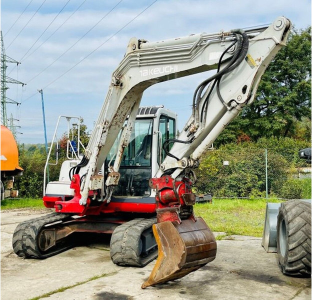 Takeuchi 7t TB175 powertilt - Kāpurķēžu ekskavators: foto 4 Takeuchi 7t TB175 powertilt - Kāpurķēžu ekskavators: foto 4
