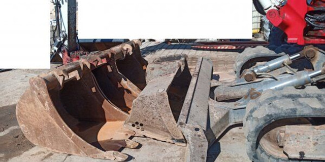 Kāpurķēžu ekskavators Takeuchi TB 1140: foto 6