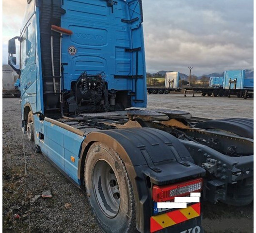 Volvo FH460 - Vilcējs: foto 2 Volvo FH460 - Vilcējs: foto 2