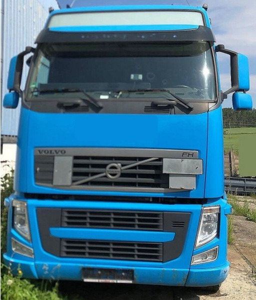 Volvo FH460 - Pacēlājs ar āķi: foto 3 Volvo FH460 - Pacēlājs ar āķi: foto 3