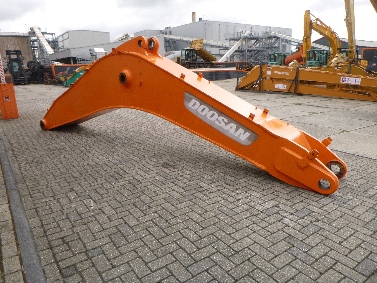 DOOSAN DX480/DX520/DX530 - Strēle - Ekskavators: foto 1 DOOSAN DX480/DX520/DX530 - Strēle - Ekskavators: foto 1