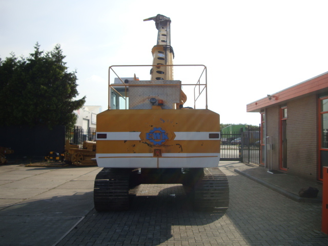 Kāpurķēžu ekskavators EWK TR2212LC: foto 8