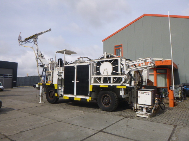 FUJI BUSSAN B-SFW1C-6S DRY / WET SHOTCRETE & GUNITE MACHINE - Tuneļu urbšanas mašīna: foto 1 FUJI BUSSAN B-SFW1C-6S DRY / WET SHOTCRETE & GUNITE MACHINE - Tuneļu urbšanas mašīna: foto 1