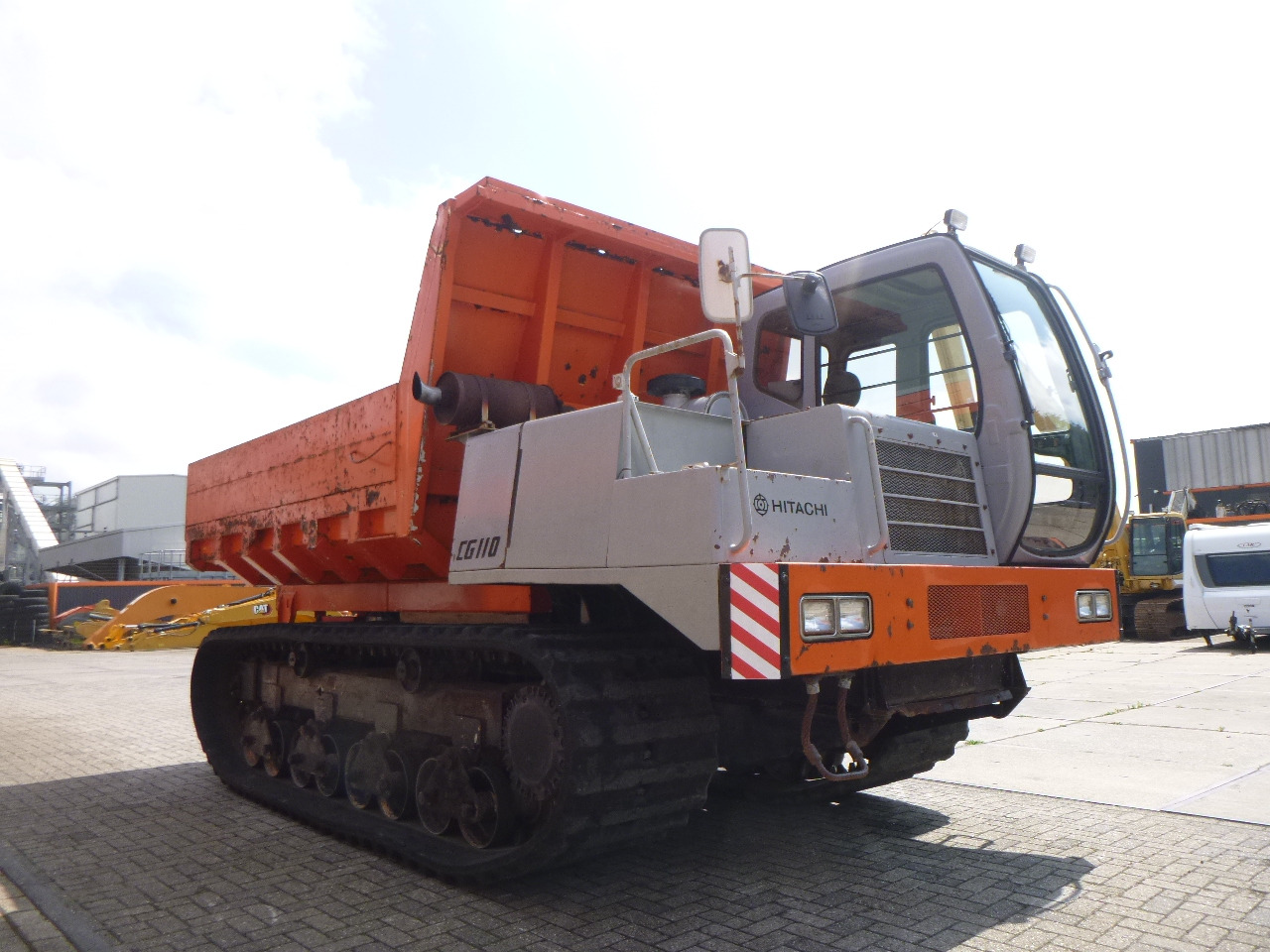 HITACHI CG110D-SC - Kāpurķēžu pašizgāzējs: foto 5 HITACHI CG110D-SC - Kāpurķēžu pašizgāzējs: foto 5
