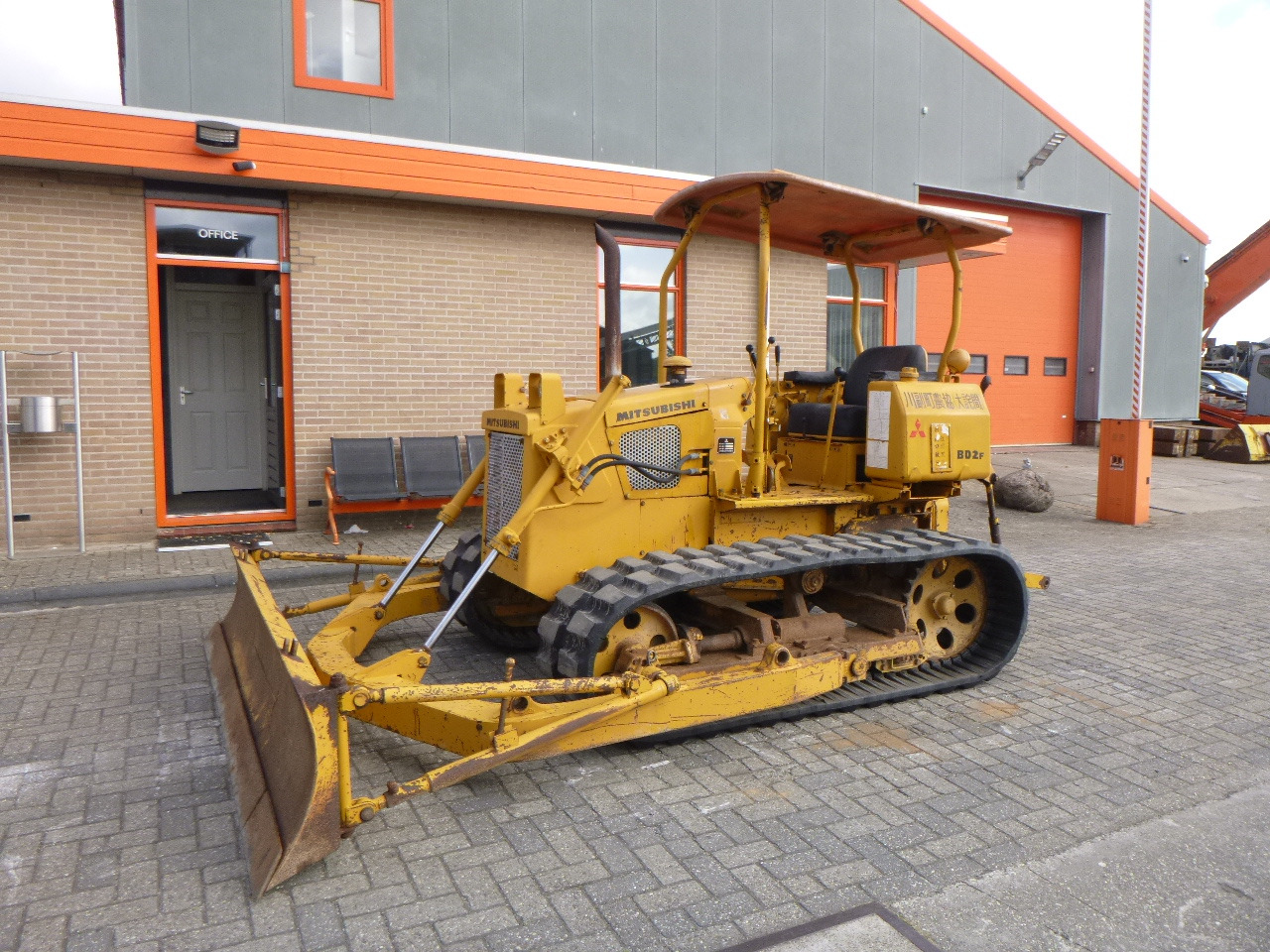 MITSUBISHI BD2F - Buldozers: foto 5 MITSUBISHI BD2F - Buldozers: foto 5