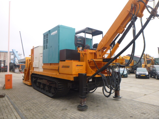 MOROOKA MST1500VD - D-SFC1C-11M - Betonēšanas iekārta: foto 5 MOROOKA MST1500VD - D-SFC1C-11M - Betonēšanas iekārta: foto 5