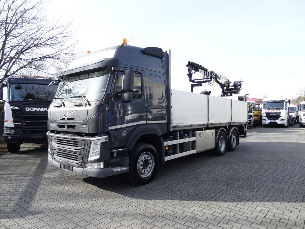 Volvo FM370 6X2*4 Kennis K14 Kran - Citas iekārtas: foto 1 Volvo FM370 6X2*4 Kennis K14 Kran - Citas iekārtas: foto 1