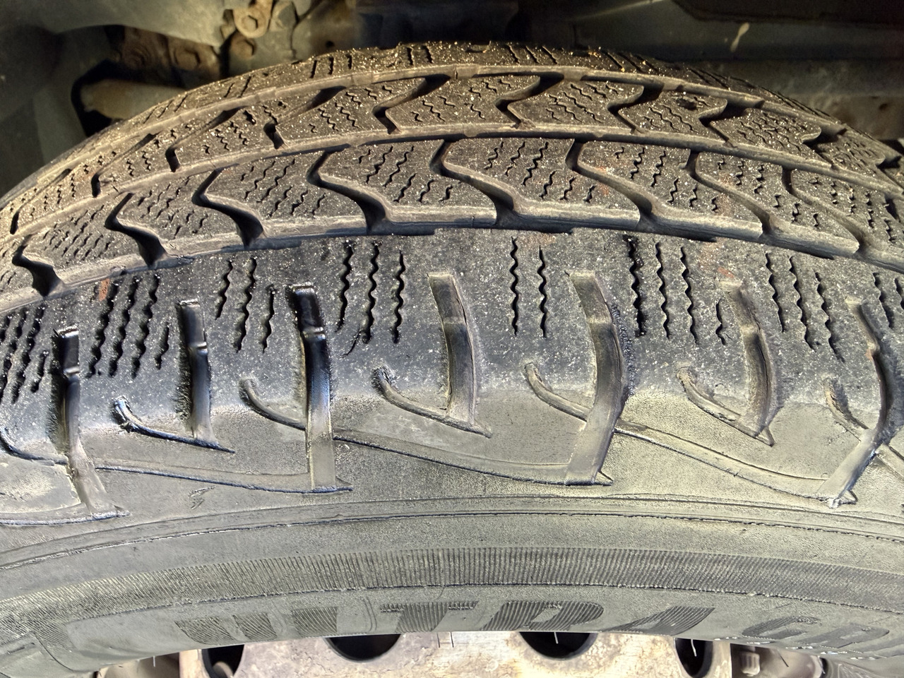 Iveco Daily 70C17 HMF 635 Kran bis 11 Meter - Kravas auto ar manipulatoru, Automašīna ar kravas platformu: foto 4 Iveco Daily 70C17 HMF 635 Kran bis 11 Meter - Kravas auto ar manipulatoru, Automašīna ar kravas platformu: foto 4