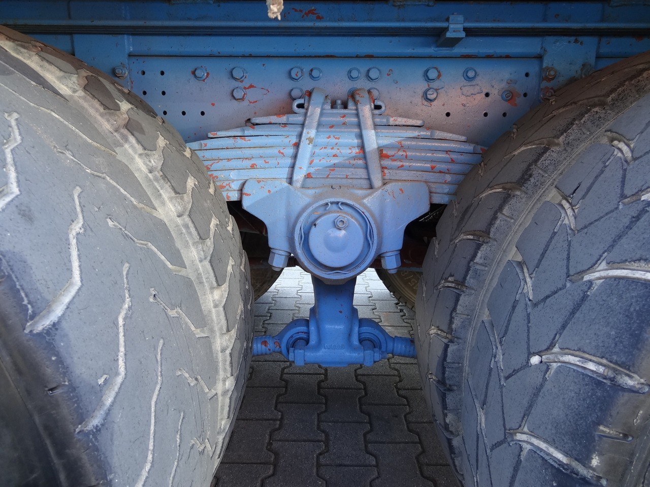 Kravas auto ar manipulatoru, Bortu kravas automašīna/ Platforma Iveco EuroTrakker 260E31 6X4 Palfinger 36002: foto 13