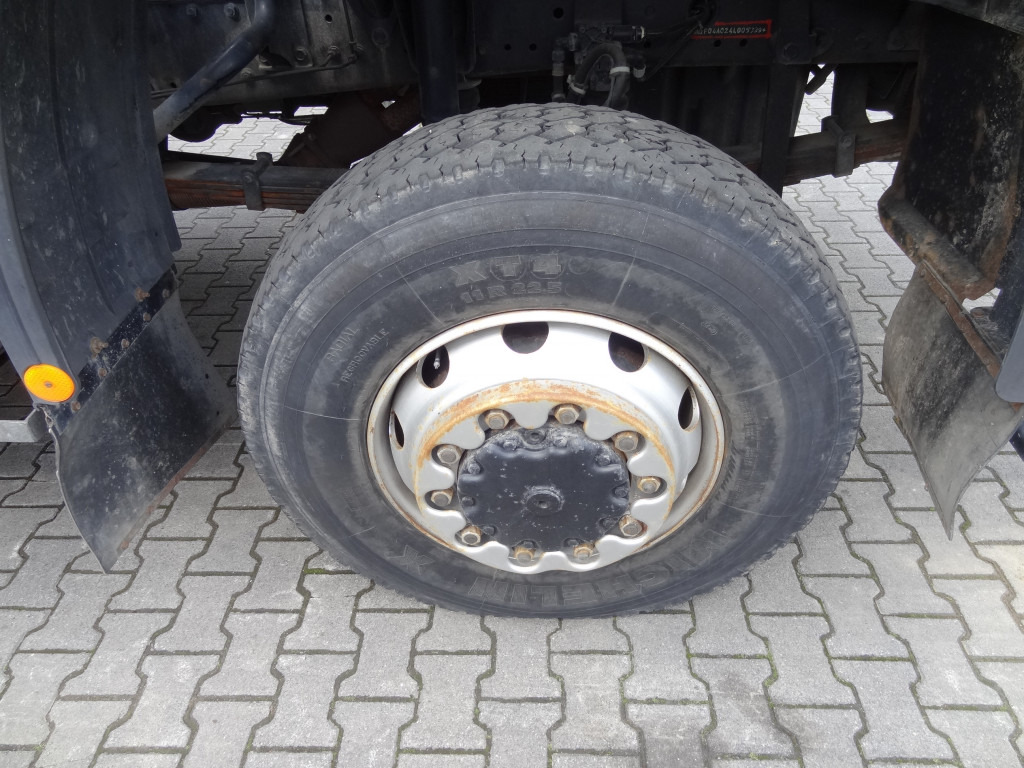 MAN F90 16.242 4X4 / Feuerwehr - Šasija kravas automašīna: foto 3 MAN F90 16.242 4X4 / Feuerwehr - Šasija kravas automašīna: foto 3