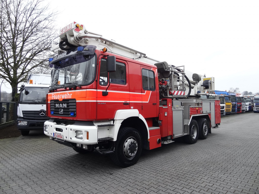 MAN FE 410 6X6 Feuerwehr Vema Lift 32 Meter - Autopacēlājs: foto 1 MAN FE 410 6X6 Feuerwehr Vema Lift 32 Meter - Autopacēlājs: foto 1