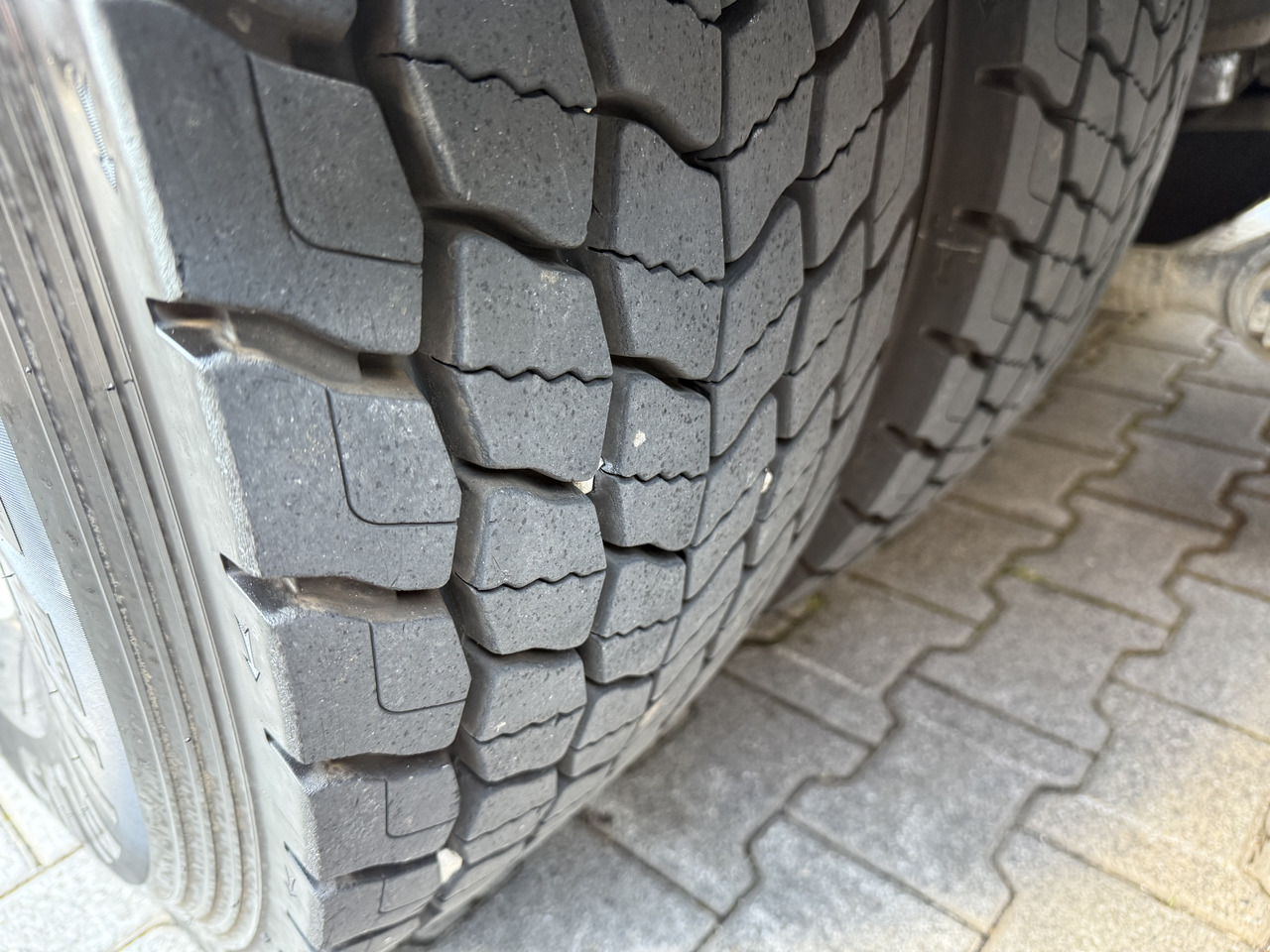 MAN TGA 26.360 6X2 Kipper Kran Palfinger 15500 - Kravas automašīna pašizgāzējs, Kravas auto ar manipulatoru: foto 3 MAN TGA 26.360 6X2 Kipper Kran Palfinger 15500 - Kravas automašīna pašizgāzējs, Kravas auto ar manipulatoru: foto 3