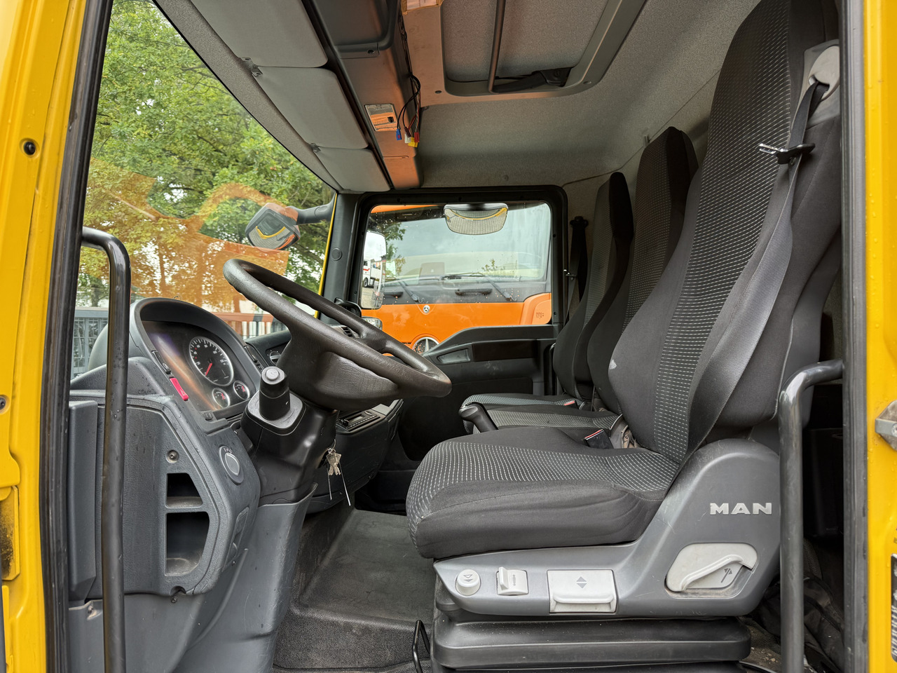 MAN TGL 8.180 BB - Bortu kravas automašīna/ Platforma: foto 4 MAN TGL 8.180 BB - Bortu kravas automašīna/ Platforma: foto 4