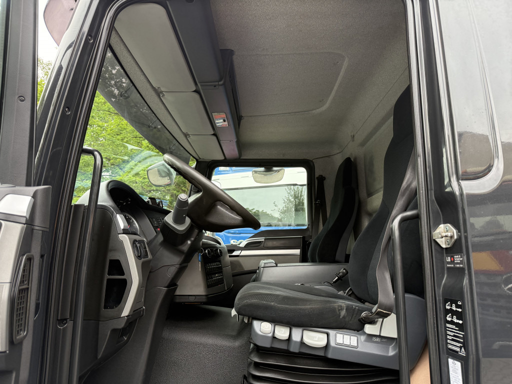 MAN TGM 15.250 Kran Fassi F150 - Bortu kravas automašīna/ Platforma, Kravas auto ar manipulatoru: foto 4 MAN TGM 15.250 Kran Fassi F150 - Bortu kravas automašīna/ Platforma, Kravas auto ar manipulatoru: foto 4